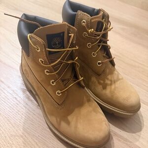 Timberland Workboots - Size 5 big kids